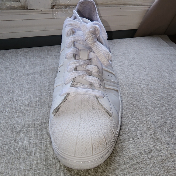 Women's Adidas Superstar Shoes - Picture 13 of 16